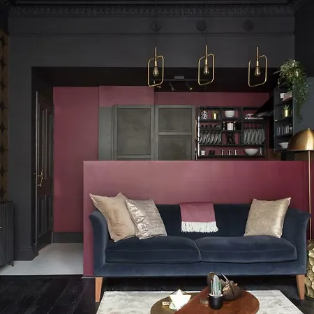 Luxury Boutique In Fashionable Stockbridge 5* *