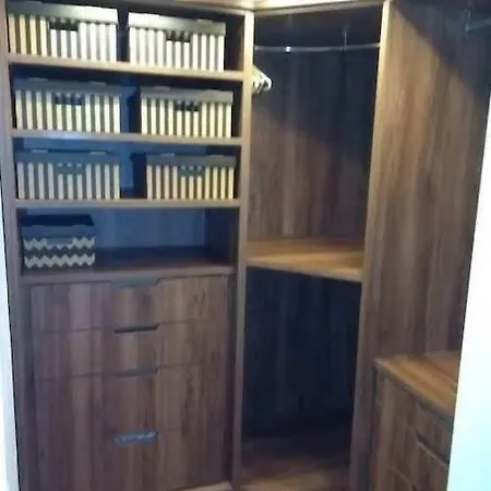 Apartment Stylish 3br Apt In Beautiful Residential