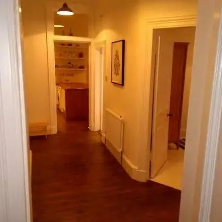 Stylish 3br Apt In Beautiful Residential Appartement *