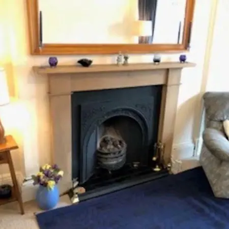 Traditional Flat In Affluent Morningside Area * Edinburgh