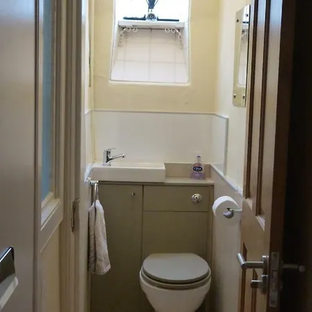 St Mary's Street, Apartment