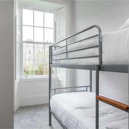 公寓 Spacious Apartment, Wifi, Nearby Free Parking 爱丁堡