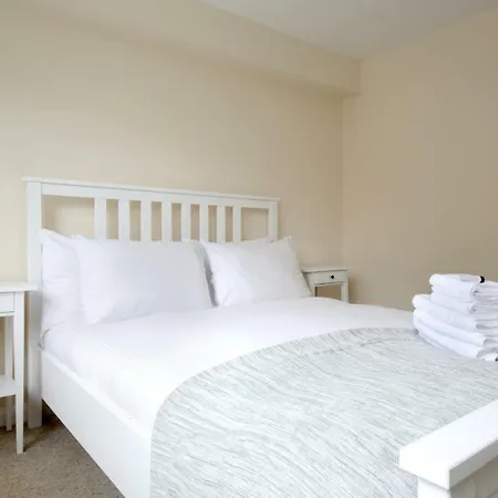 Appartement Hawkhill 9 - Contemporary And Secure Parking *