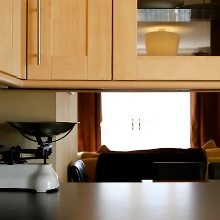 The Old Stillhouse - Free Parking Apartment Edinburgh
