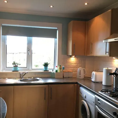 شقة Family Self-catering Apartment, Portobello, *
