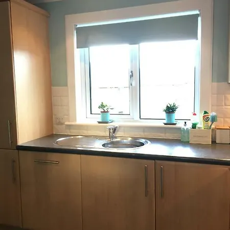 شقة Family Self-catering Apartment, Portobello,