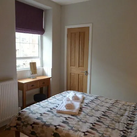 St Mary's Street, Apartment