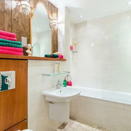 The Park At Holyrood Apartment Edinburgh