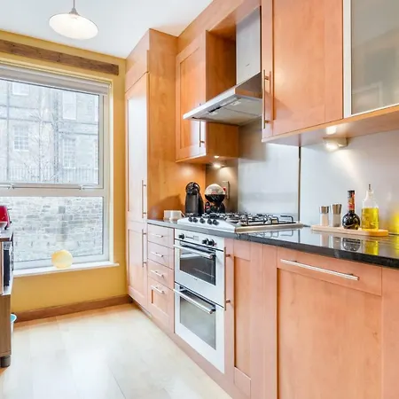 The Park At Holyrood Lägenhet