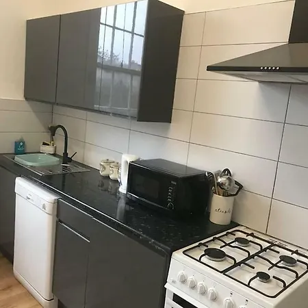 Apartment 57 Newington Road