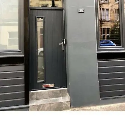 Διαμέρισμα Industrial Flat On Caledonian Place
