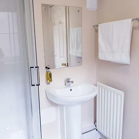 بيت ضيافة Classic Ensuite In The Heart Of