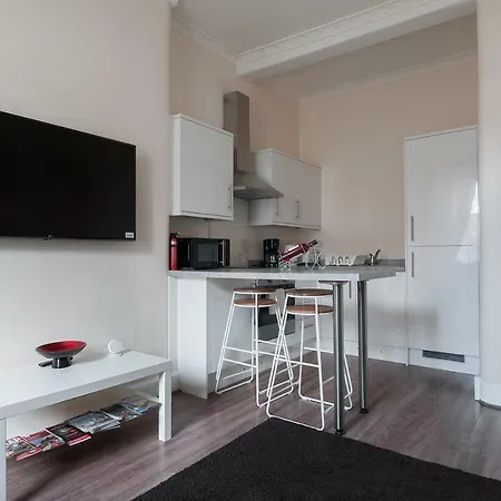 Spacious Leith Apartment, 5 Minutes From City Centre דירה *