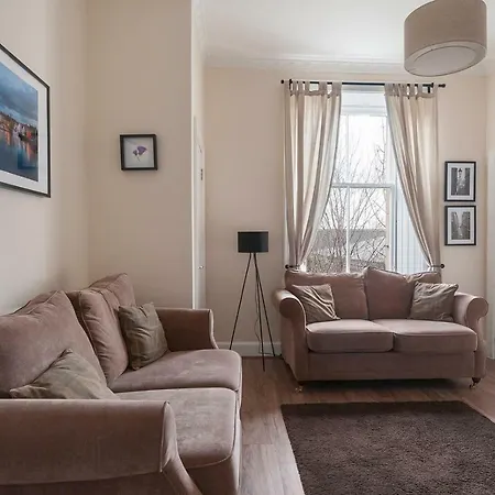 Spacious Leith Apartment, 5 Minutes From City Centre דירה *