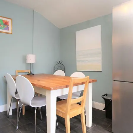 Apartment Cosy 1 Bed Flat In Broughton, *
