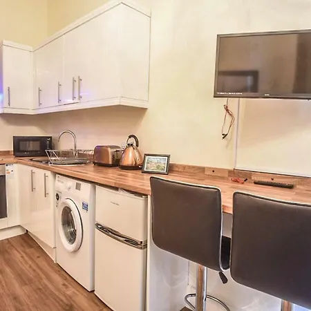 Apartment Ground Floor Centre Flat Close To Princess Street Edinburgh