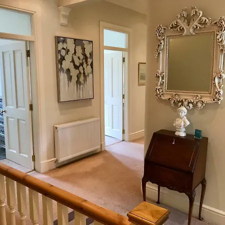 Escape To @ Broughton Place Edinburgh