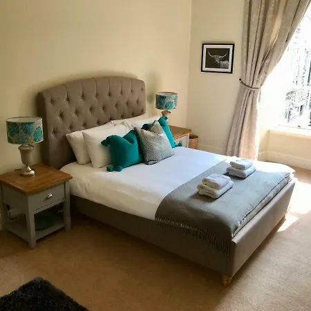 Escape To @ Broughton Place * Edinburgh