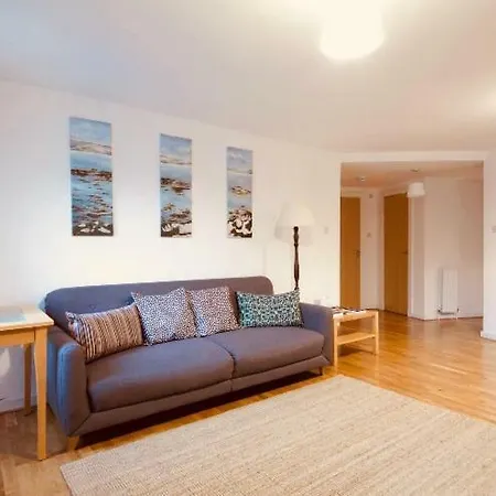 Comfy Flat Handy For City Centre * Edinburgh