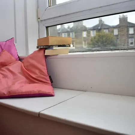 One Of A Kind, Quirky Near Haymarket! * Εδιμβούργο
