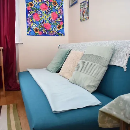 One Of A Kind, Quirky Near Haymarket! *