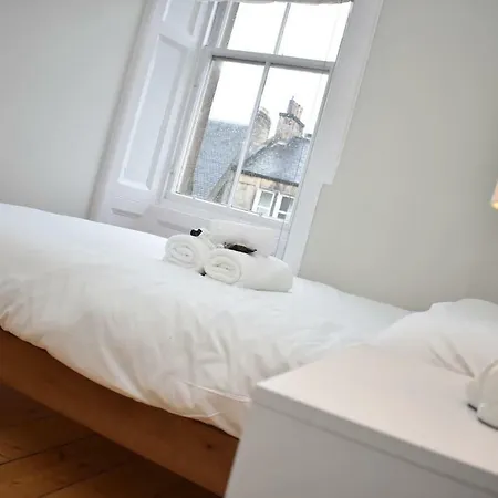 Murieston Crescent - Light And Spacious 1br Flat In Dalry Apartment