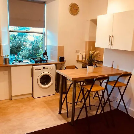 Apartment St Leonard's