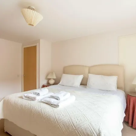 Apartment Royal Mile One Edinburgh