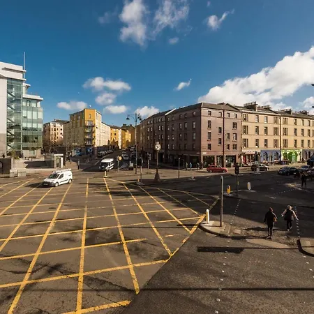 The Street * Edinburgh