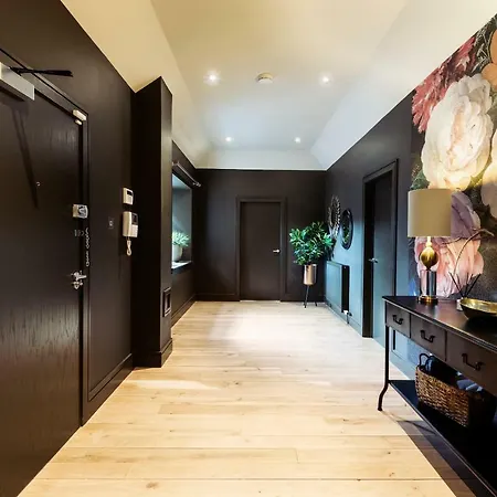 Penthouse *