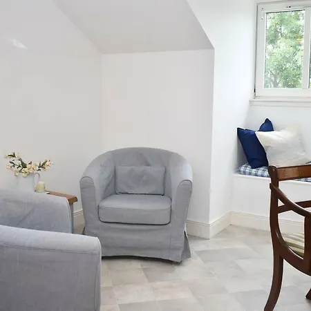 Apartment Lovely 3br In Beautiful Green Surroundings