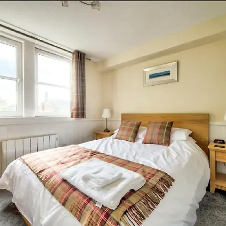 アパート Charming 1 Bed With Castle View エディンバラ