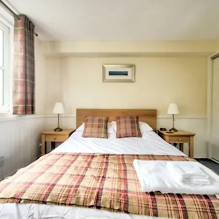 アパート Charming 1 Bed With Castle View エディンバラ