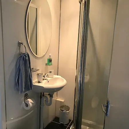 Central Sleeps Upto 16 People Апартаменты Эдинбург