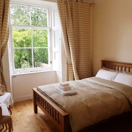 Luxury Spacious 2 Bedroom Flat At The City Centre شقة *