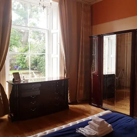 شقة Luxury Spacious 2 Bedroom Flat At The City Centre إدنبرة