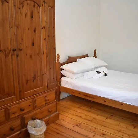 דירה 2br Flat In Affluent Morningside