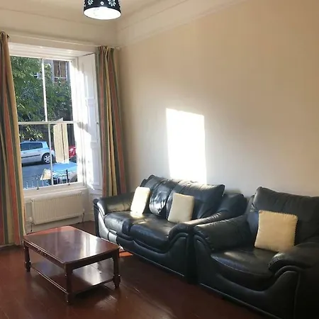 Traditional And Central Main Door House Apartment
