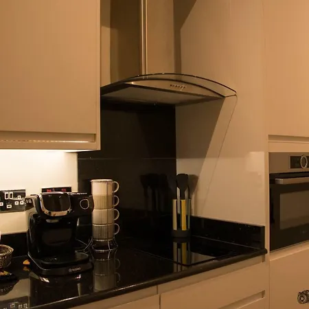 شقة 27/4 B Cockburn Street