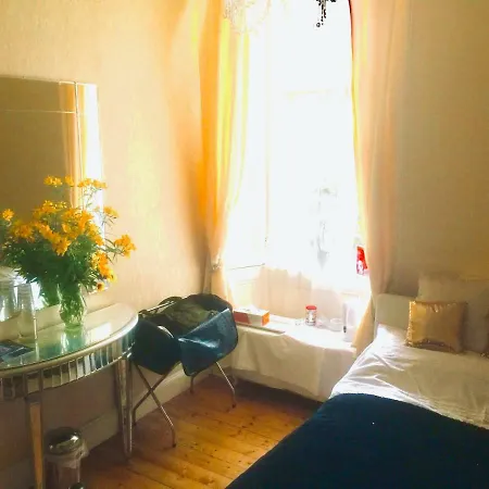 Couette-café Marchhall 3*