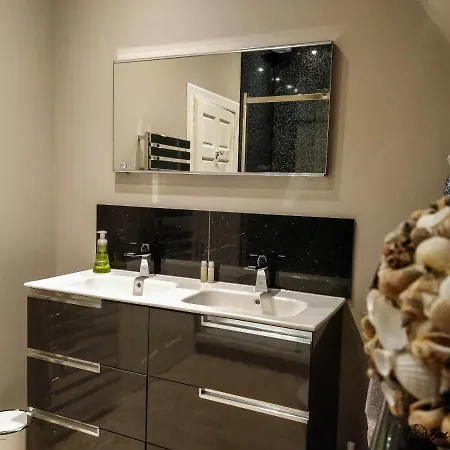 27/4a Cockburn Street Apartment Edinburgh
