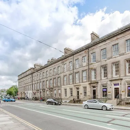 Apartment City Centre - 4 Bed Flat *