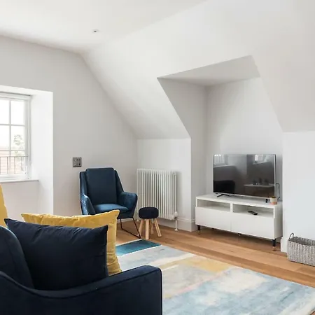 Luxurious Living In Gullane Holiday home