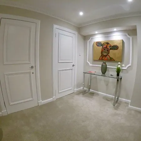 Appartement Escape To @ Abercromby Place
