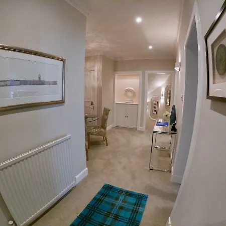 Appartement Escape To @ Abercromby Place