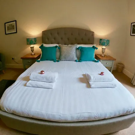 Escape To @ Broughton Place