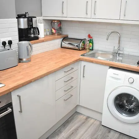 Apartamento Chic & Modern 15 Minutes From Centre! Edimburgo