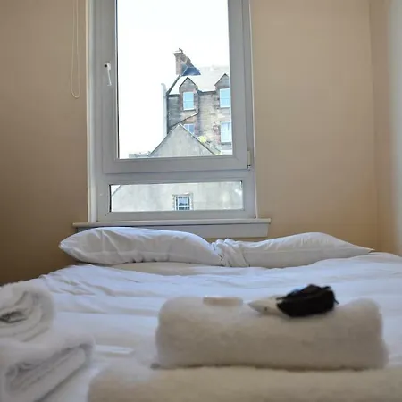 Convenient 2br Flat Close To The Royal Mile Edynburg