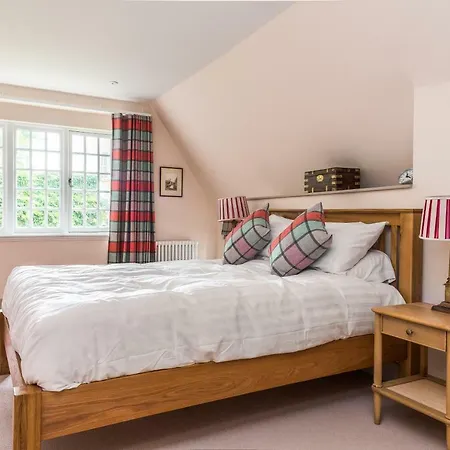 Apartament Ramsay Garden Retreat Next To Castle *