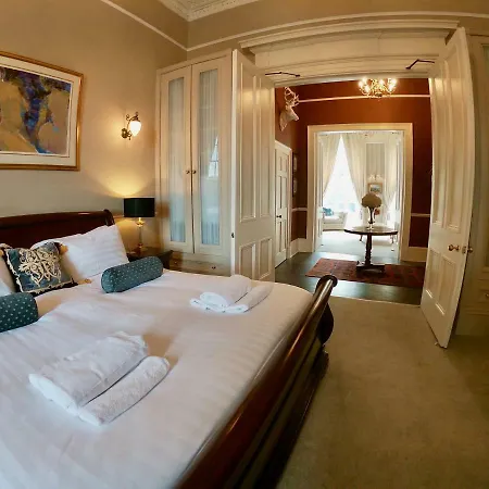 Apartment Escape To @ Albyn Place